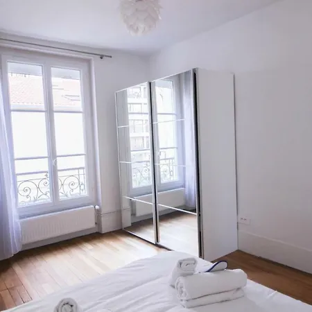 Apartment Luckey Homes - Boulevard Saint-jacques *